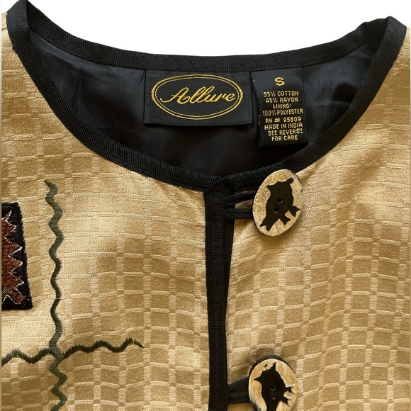 Vintage Allure Tan and Black Blazer with Artistic Patchwork - Picture 6 of 10
